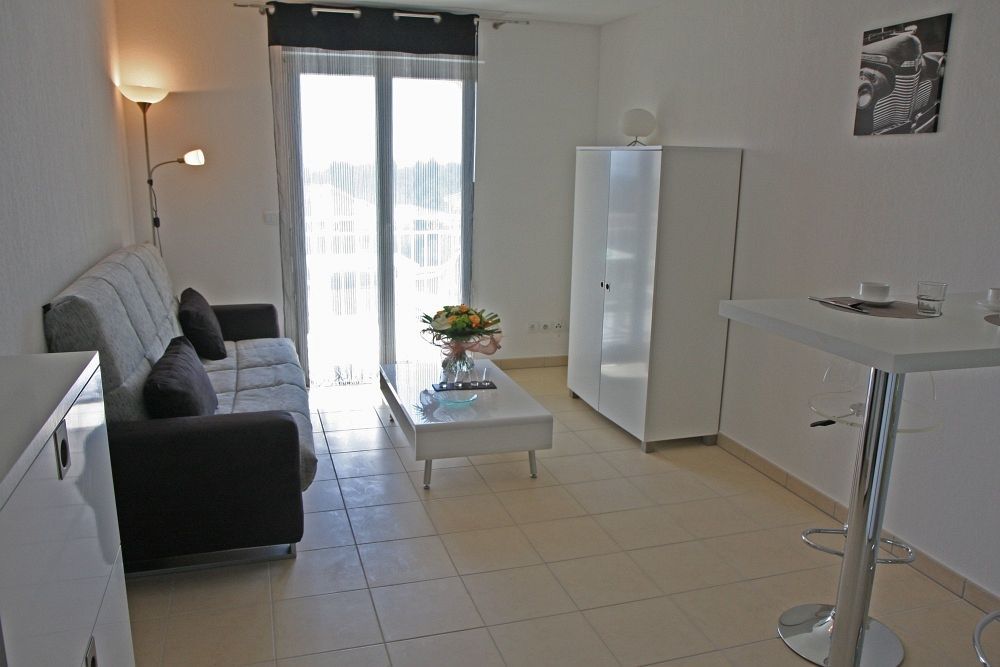 Le Domaine De Manon Aparthotel ตูลง ภายนอก รูปภาพ
